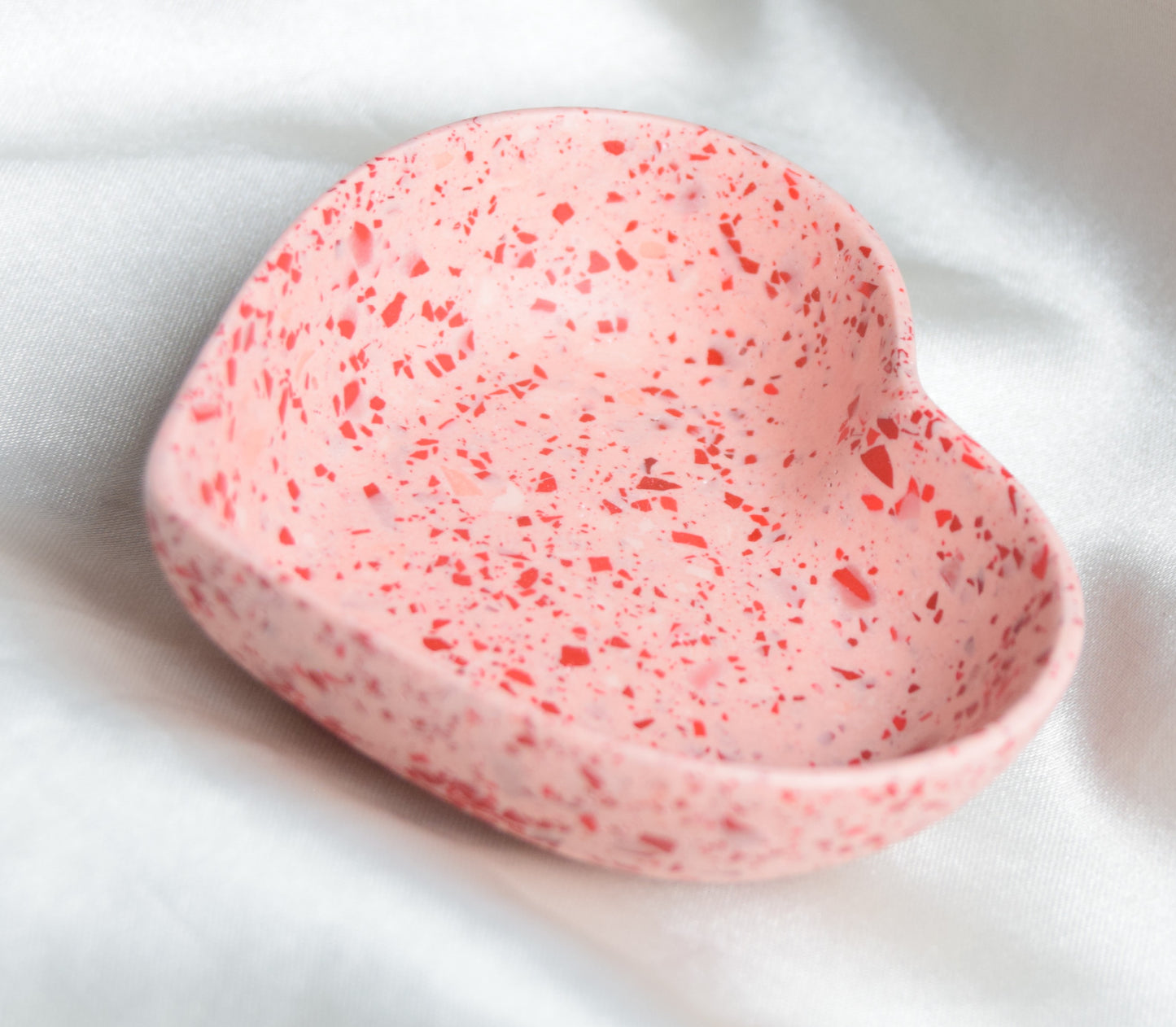 Mila Jesmonite Ring Dish - Heart