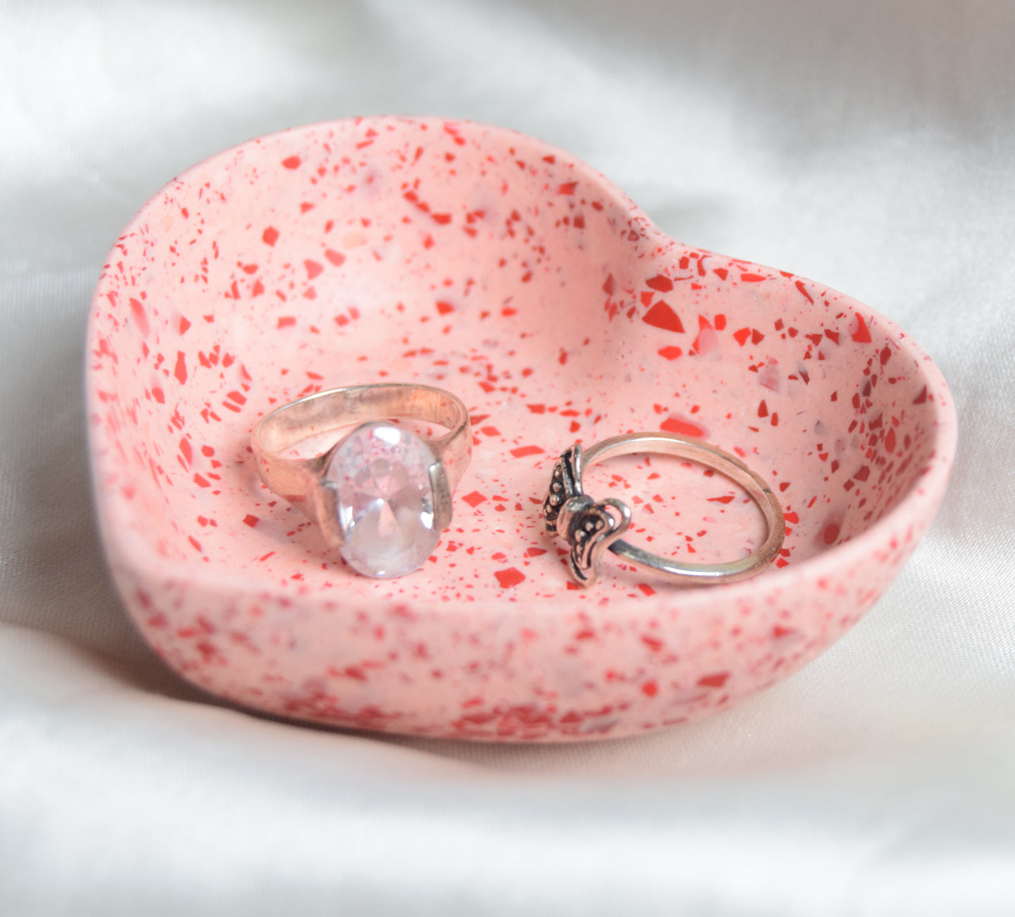 Mila Jesmonite Ring Dish - Heart
