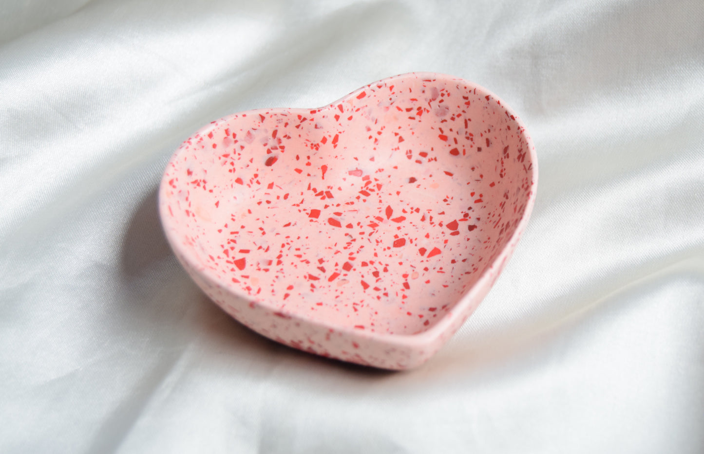 Mila Jesmonite Ring Dish - Heart
