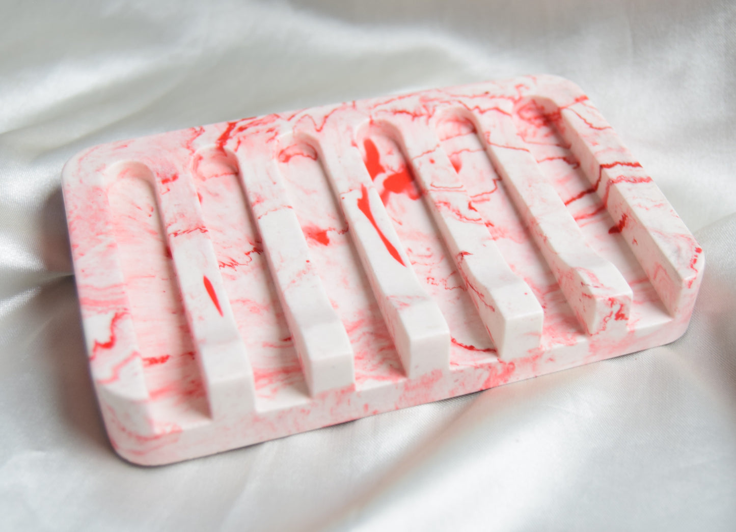 Suki Jesmonite Red Swirl Soap Dish