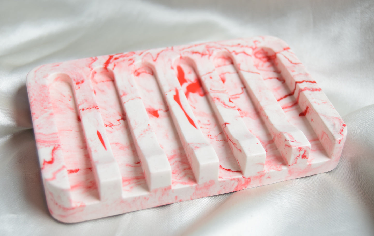 Suki Jesmonite Red Swirl Soap Dish