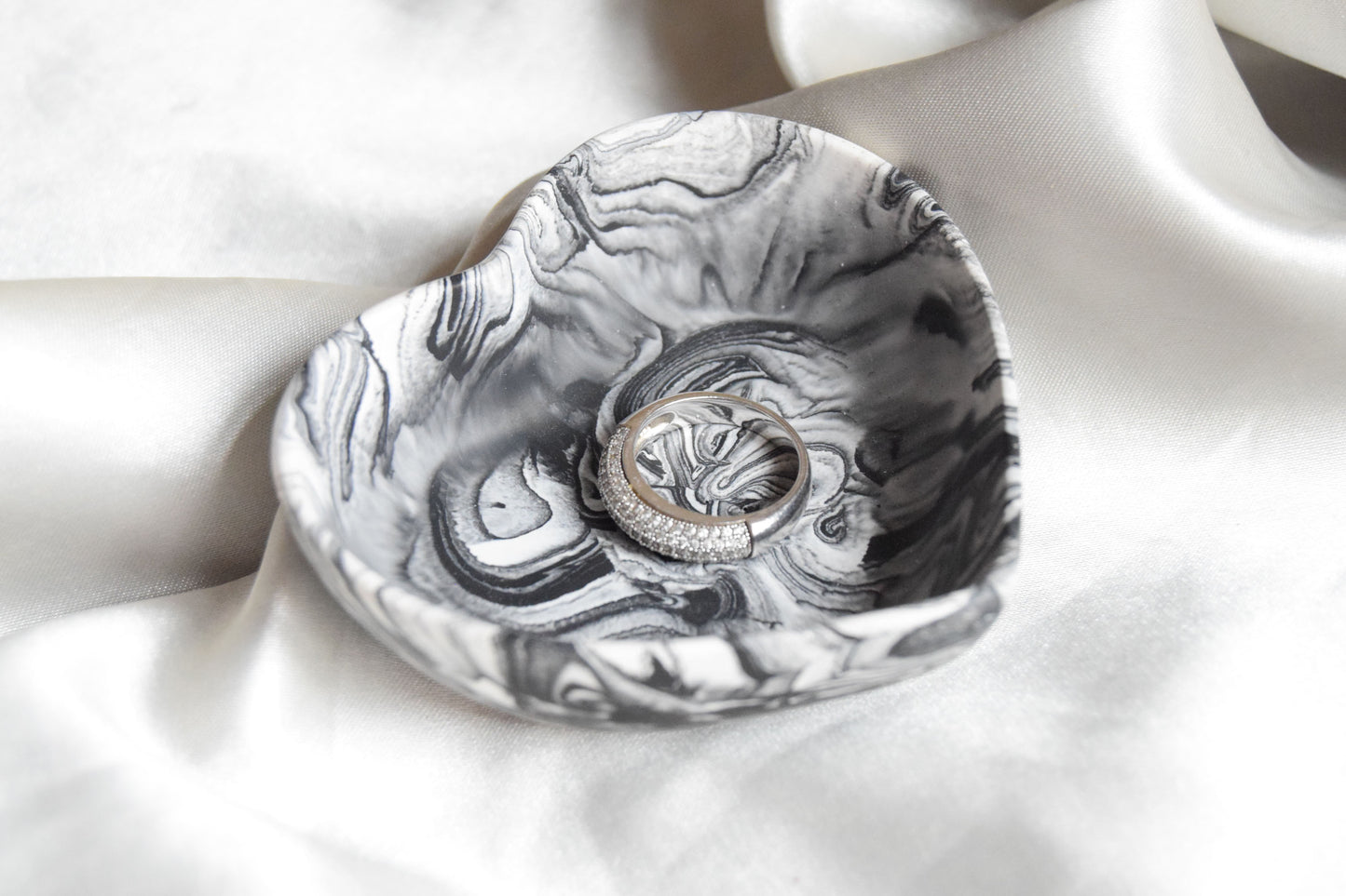 Smoke Jesmonite Ring Dish - Heart