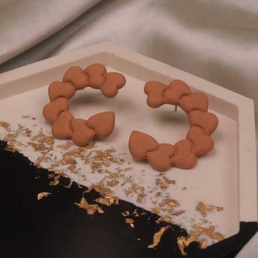 Textured Multi Heart Studs - Soft Wheat