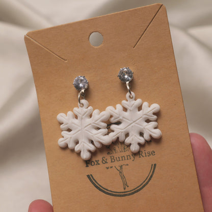 White Snowflakes with Zirconia Dangle Earrings