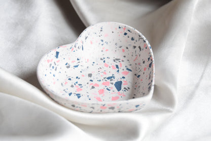 Sienna Jesmonite Ring Dish - Heart