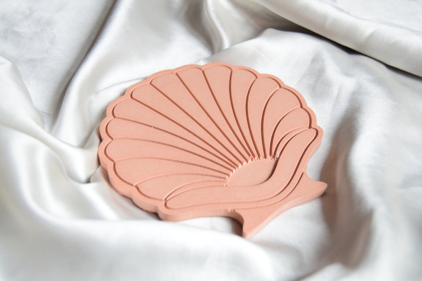 Peppermint Jesmonite Shell Coaster - Sand