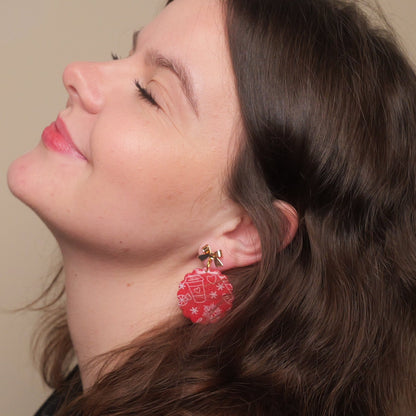 Red Christmas Essentials Dangles with Bows